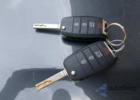 2019 Kia Optima Lx from USA, damaged, VIN 5XXGT4L32KG377451